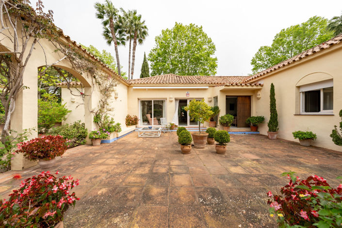 Image No.45-5 Bed Villa for sale