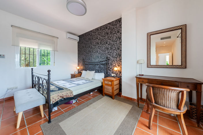Image No.19-5 Bed Villa for sale