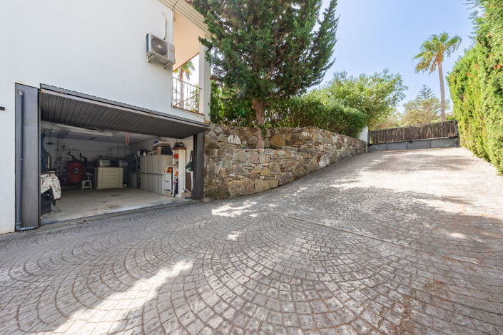 Image No.53-5 Bed Villa for sale