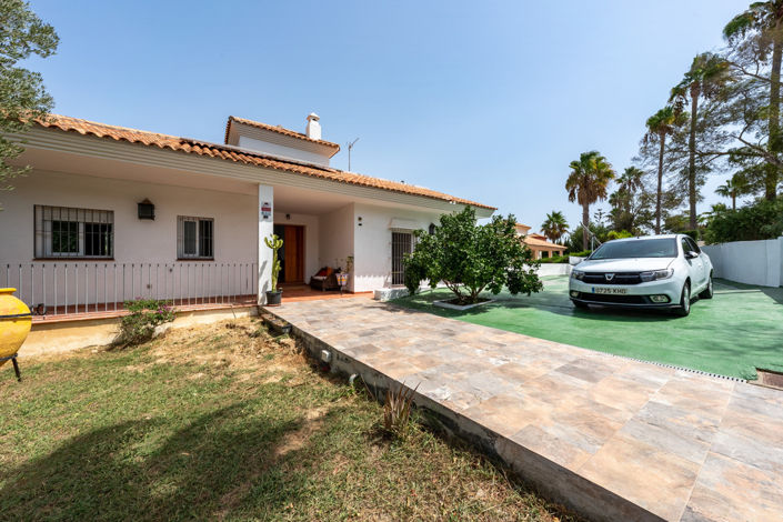 Image No.59-5 Bed Villa for sale