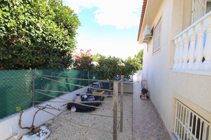 Image No.18-5 Bed Villa for sale