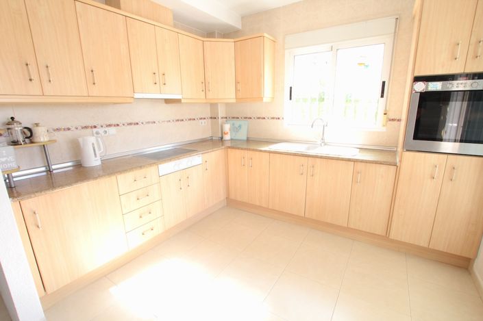 Image No.3-5 Bed Villa for sale