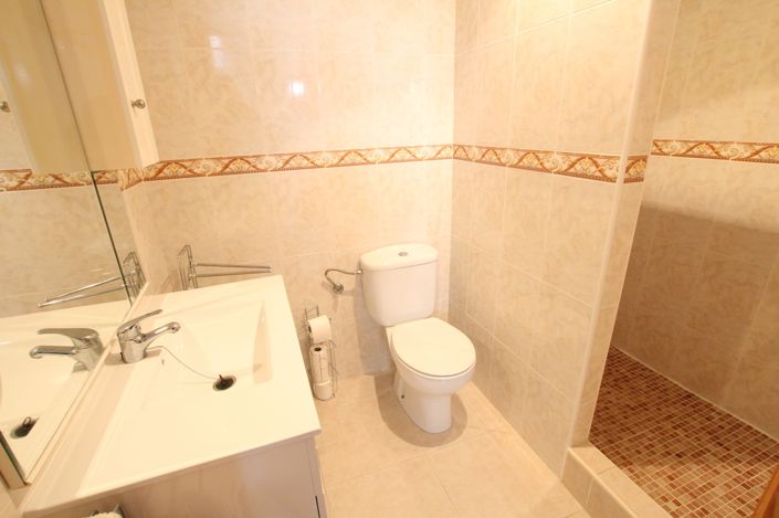 Image No.30-5 Bed Villa for sale