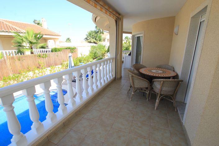 Image No.17-4 Bed Villa for sale