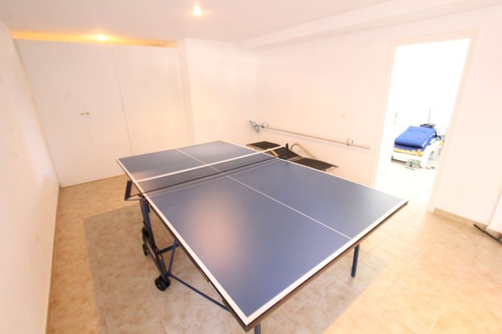 Image No.27-4 Bed Villa for sale
