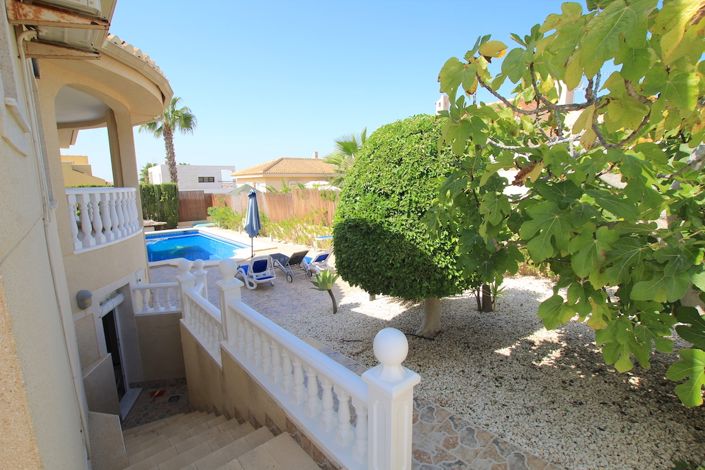 Image No.31-4 Bed Villa for sale