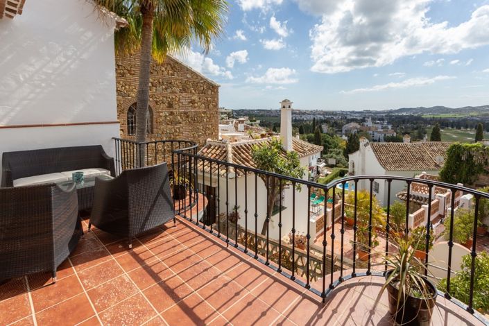 Image No.22-3 Bed Townhouse for sale