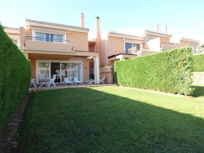 Image No.3-Maison de ville de 3 chambres à vendre à Estepona