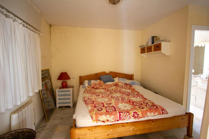 Image No.30-5 Bed Villa for sale