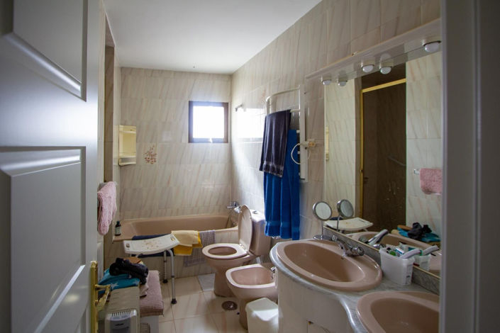 Image No.48-5 Bed Villa for sale