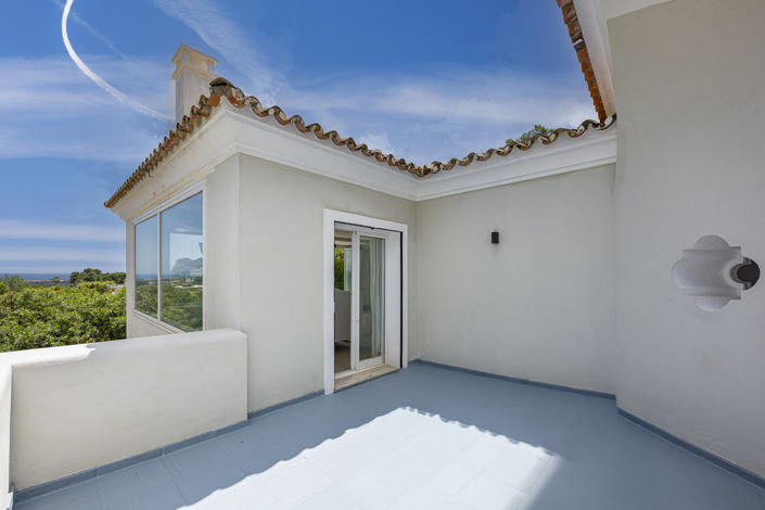 Image No.19-6 Bed Villa for sale