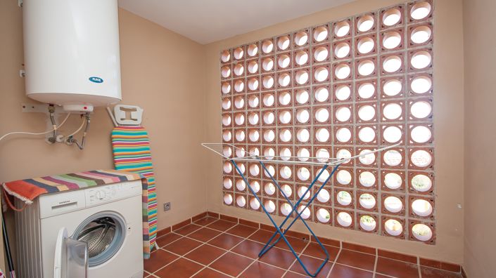 Image No.15-2 Bed Apartment for sale