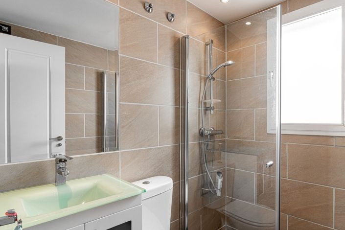 Image No.15-3 Bed Apartment for sale