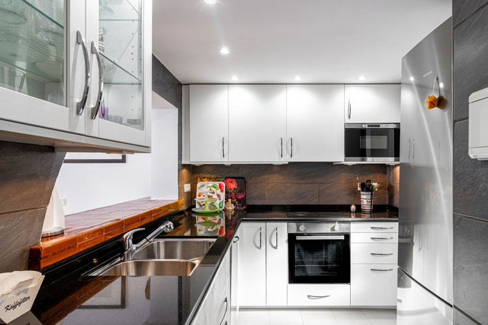 Image No.8-3 Bed Apartment for sale