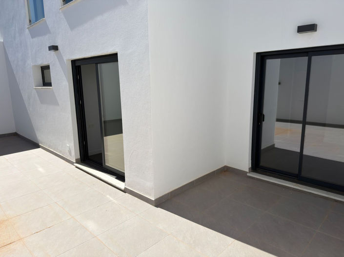 Image No.21-2 Bed Apartment for sale