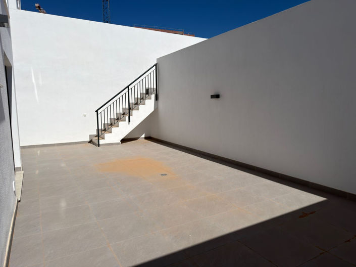Image No.22-2 Bed Apartment for sale