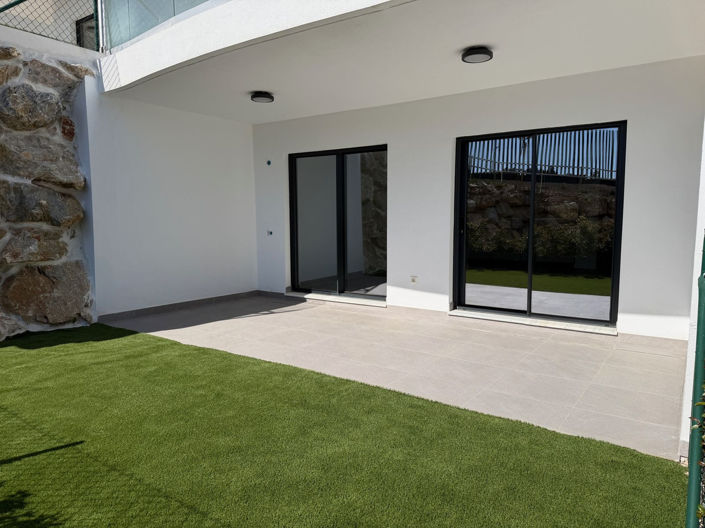 Image No.9-2 Bed Apartment for sale