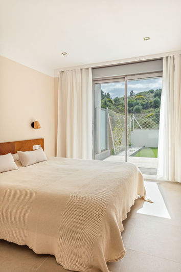 Image No.17-2 Bed Apartment for sale