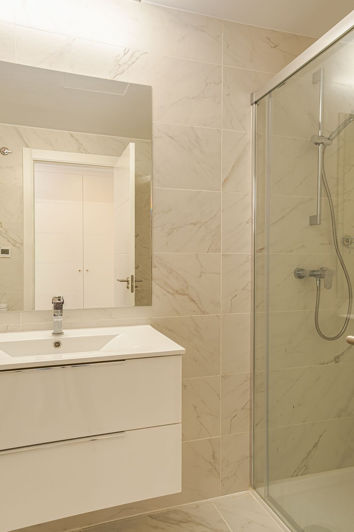 Image No.21-2 Bed Apartment for sale