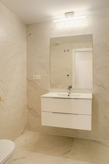 Image No.22-2 Bed Apartment for sale