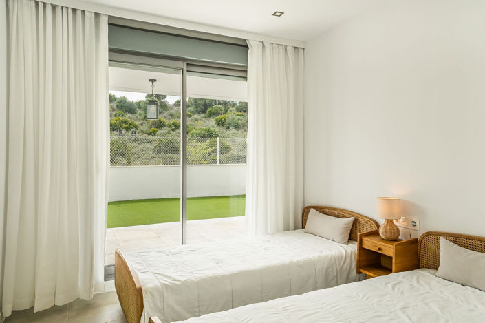 Image No.25-2 Bed Apartment for sale