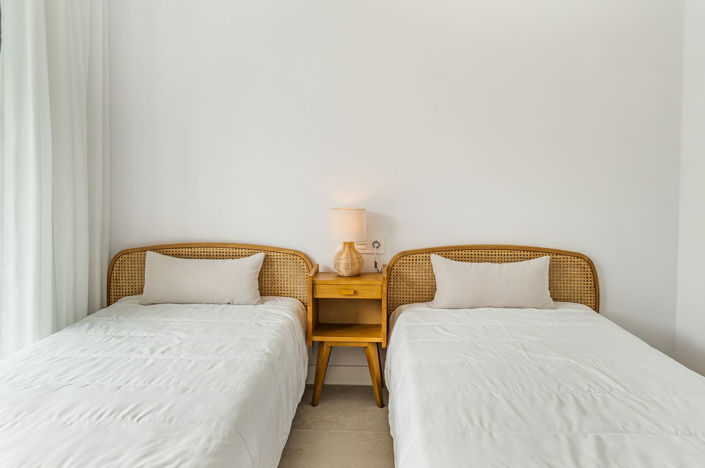 Image No.29-2 Bed Apartment for sale