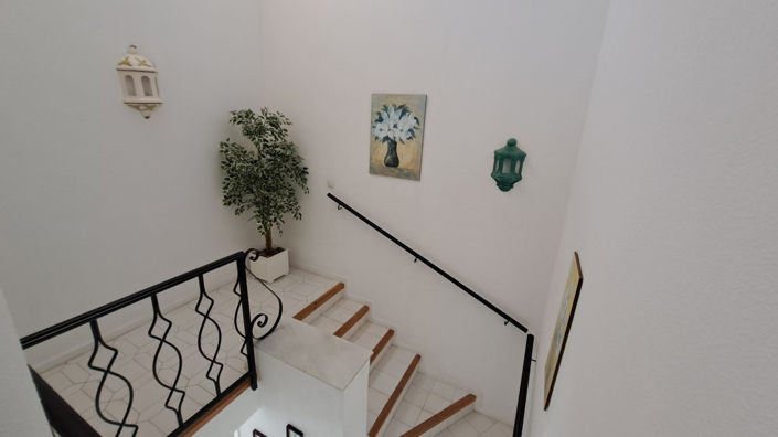 Image No.17-3 Bed Townhouse for sale