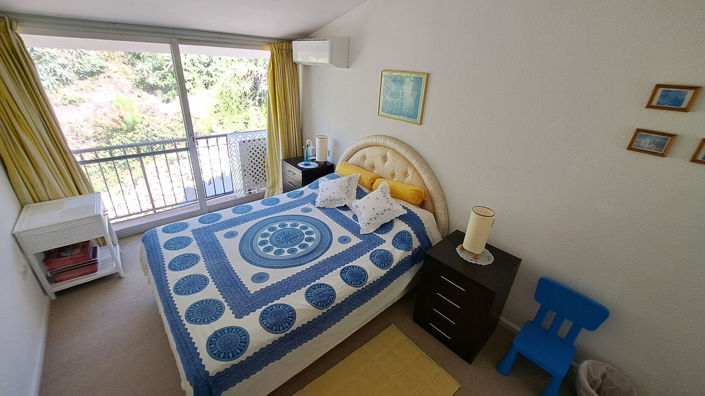Image No.19-3 Bed Townhouse for sale
