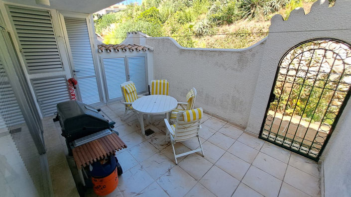 Image No.29-3 Bed Townhouse for sale