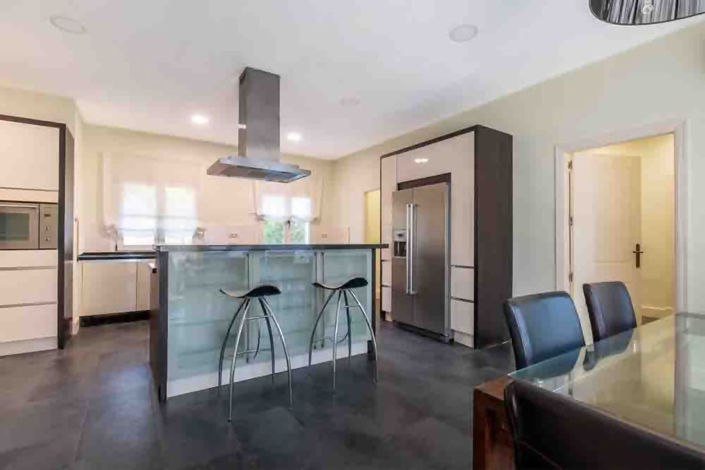 Image No.23-6 Bed Villa for sale
