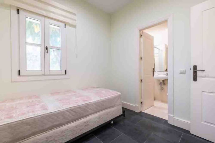 Image No.33-6 Bed Villa for sale