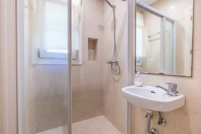 Image No.35-6 Bed Villa for sale