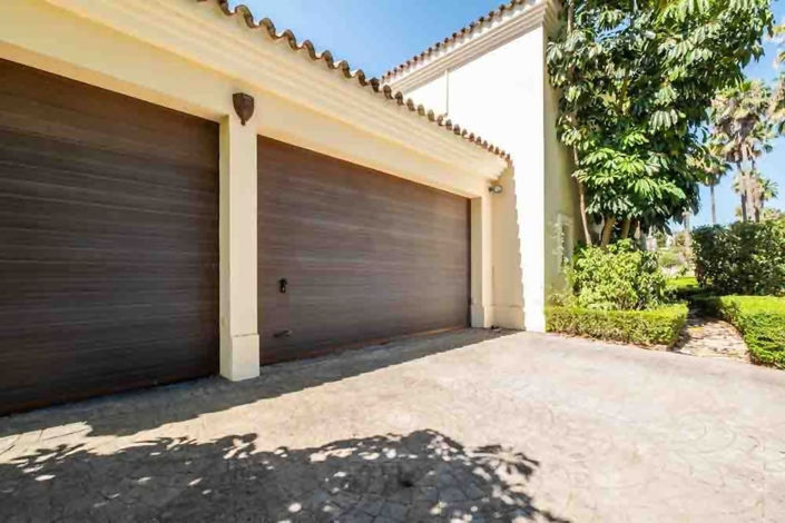 Image No.42-6 Bed Villa for sale