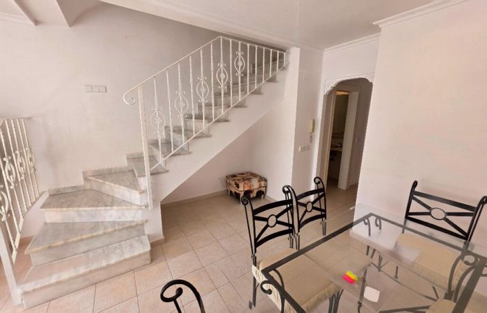 Image No.10-3 Bed Townhouse for sale