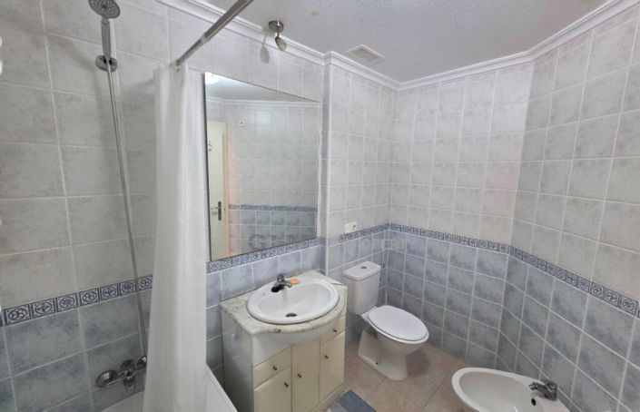 Image No.18-3 Bed Townhouse for sale