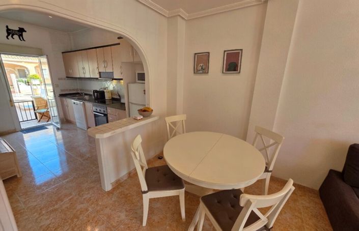 Image No.11-2 Bed Townhouse for sale
