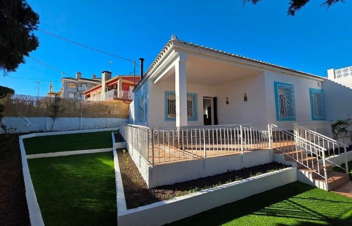 Image No.2-4 Bed Villa for sale