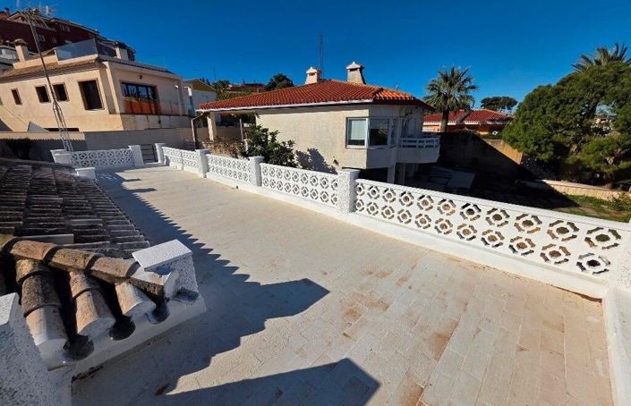 Image No.32-4 Bed Villa for sale