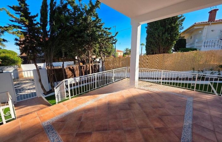 Image No.8-4 Bed Villa for sale
