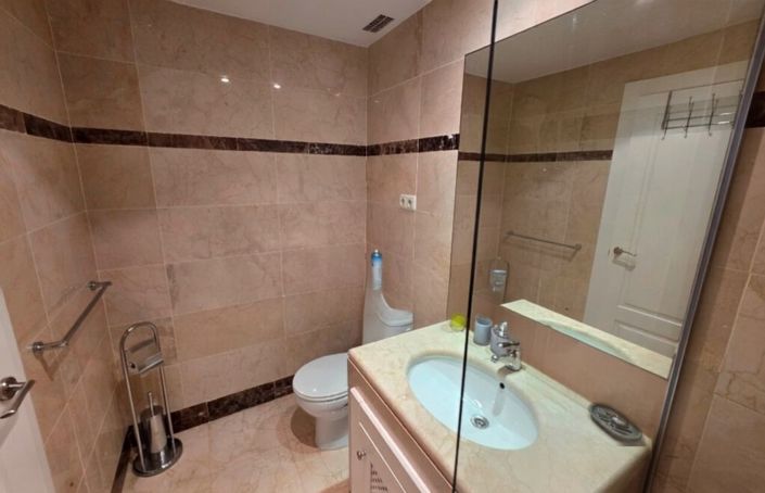 Image No.14-2 Bed Property for sale