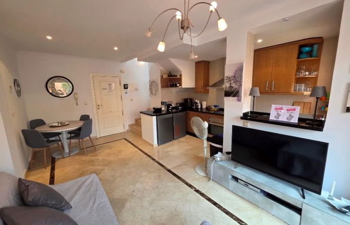 Image No.7-2 Bed Property for sale
