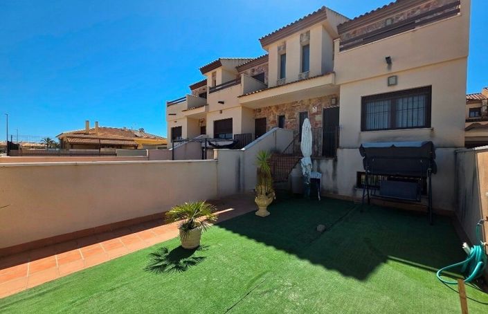 Image No.3-3 Bed Property for sale