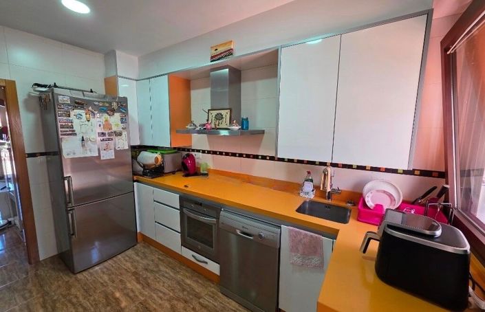 Image No.7-3 Bed Property for sale