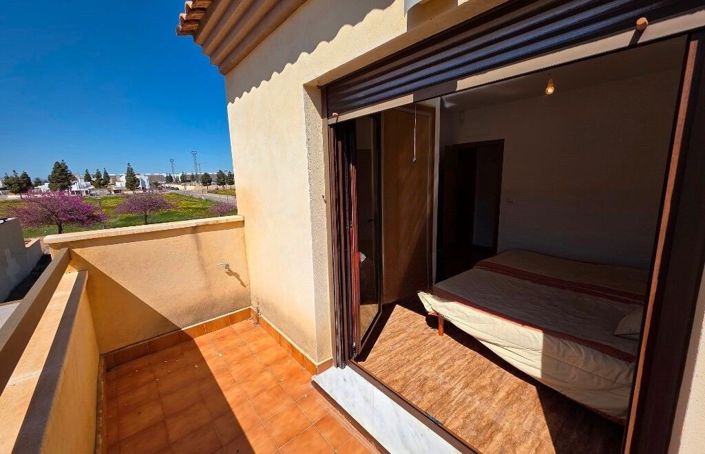 Image No.8-3 Bed Property for sale
