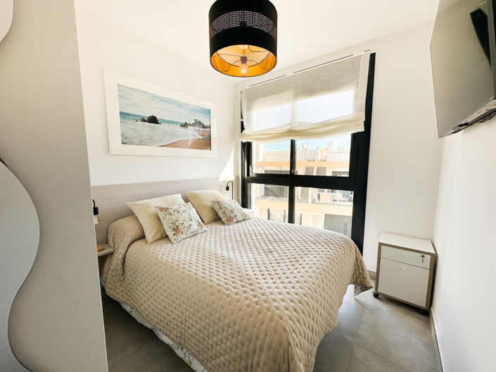 Image No.19-2 Bed Bungalow for sale