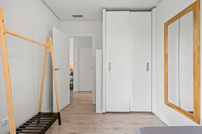 Image No.18-3 Bed Apartment for sale