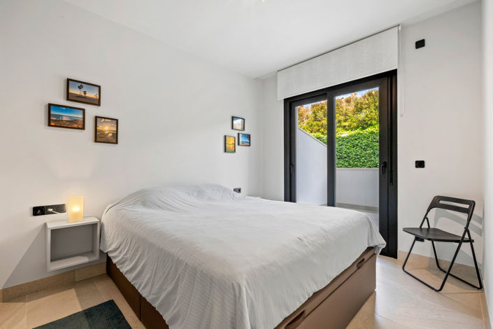 Image No.10-2 Bed Apartment for sale