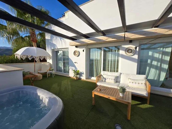 Image No.2-Maison de ville de 3 chambres à vendre à Marbella