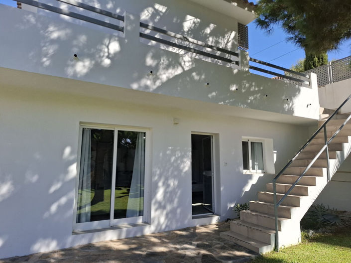 Image No.45-5 Bed Villa for sale
