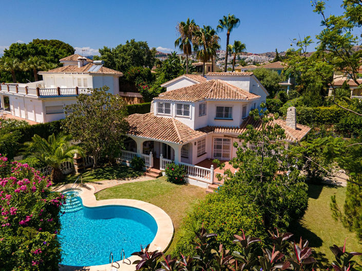 Image No.2-5 Bed Villa for sale